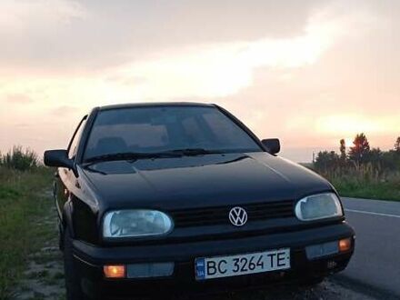 Фольксваген Гольф 1995 в Самборе на Automoto.ua Фиолетовый Фольксваген Гольф, объемом двигателя 1.39 л и пробегом 289 тыс. км за 2500 $, фото 1 на Automoto.ua