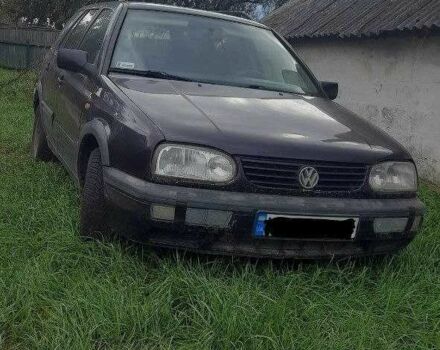 Фиолетовый Фольксваген Гольф, объемом двигателя 1.9 л и пробегом 200 тыс. км за 1700 $, фото 1 на Automoto.ua