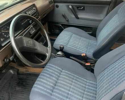 Коричневый Фольксваген Гольф, объемом двигателя 1.6 л и пробегом 150 тыс. км за 767 $, фото 4 на Automoto.ua