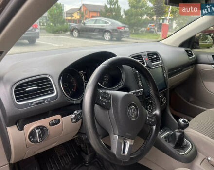 Фольксваген Гольф 2010 в Виннице на Automoto.ua Коричневый Фольксваген Гольф, объемом двигателя 1.39 л и пробегом 285 тыс. км за 5600 $, фото 22 на Automoto.ua