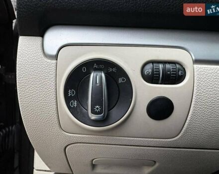 Коричневый Фольксваген Гольф, объемом двигателя 1.6 л и пробегом 244 тыс. км за 8699 $, фото 14 на Automoto.ua