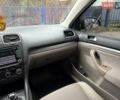 Коричневий Фольксваген Гольф, об'ємом двигуна 1.6 л та пробігом 266 тис. км за 7199 $, фото 24 на Automoto.ua