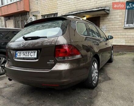 Коричневый Фольксваген Гольф, объемом двигателя 1.6 л и пробегом 244 тыс. км за 8699 $, фото 4 на Automoto.ua