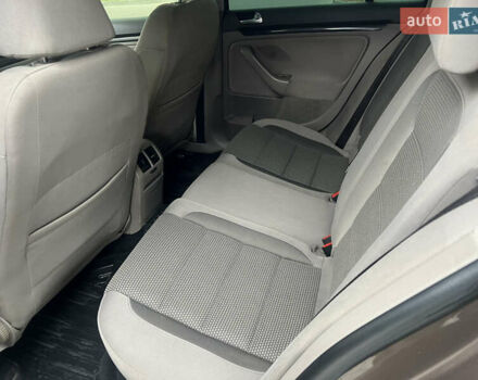 Фольксваген Гольф 2010 в Виннице на Automoto.ua Коричневый Фольксваген Гольф, объемом двигателя 1.39 л и пробегом 285 тыс. км за 5600 $, фото 27 на Automoto.ua