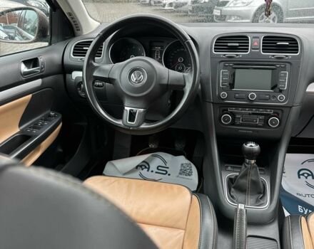 Коричневый Фольксваген Гольф, объемом двигателя 1.4 л и пробегом 193 тыс. км за 8200 $, фото 5 на Automoto.ua