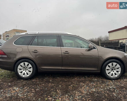 Коричневый Фольксваген Гольф, объемом двигателя 1.4 л и пробегом 205 тыс. км за 7400 $, фото 10 на Automoto.ua