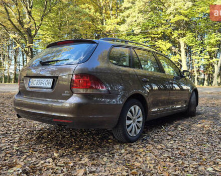 Коричневый Фольксваген Гольф, объемом двигателя 1.6 л и пробегом 323 тыс. км за 8400 $, фото 4 на Automoto.ua
