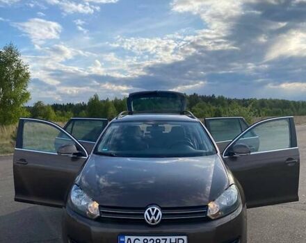 Коричневый Фольксваген Гольф, объемом двигателя 1.2 л и пробегом 205 тыс. км за 8200 $, фото 2 на Automoto.ua