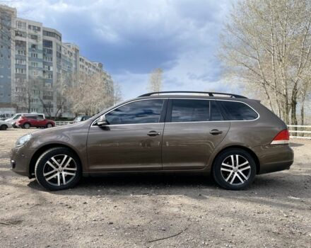 Коричневий Фольксваген Гольф, об'ємом двигуна 1.6 л та пробігом 264 тис. км за 9950 $, фото 3 на Automoto.ua