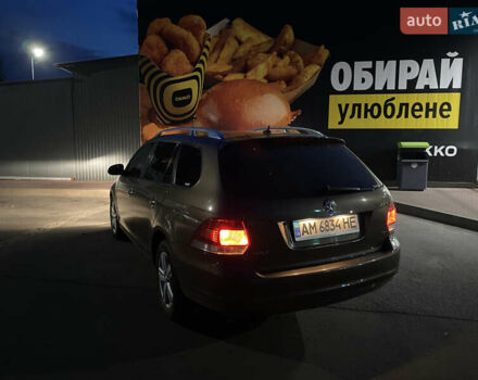 Коричневый Фольксваген Гольф, объемом двигателя 1.6 л и пробегом 313 тыс. км за 7600 $, фото 7 на Automoto.ua