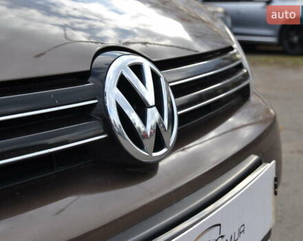 Коричневый Фольксваген Гольф, объемом двигателя 1.2 л и пробегом 181 тыс. км за 7999 $, фото 25 на Automoto.ua