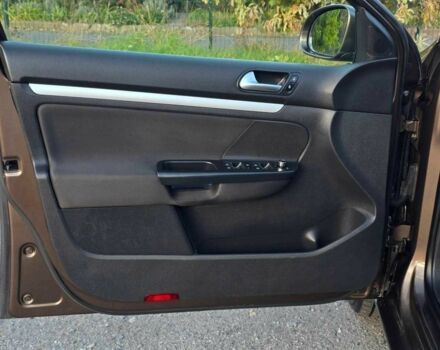 Фольксваген Гольф 2012 в Хмельницком на Automoto.ua Коричневый Фольксваген Гольф, объемом двигателя 1.4 л и пробегом 241 тыс. км за 6799 $, фото 5 на Automoto.ua