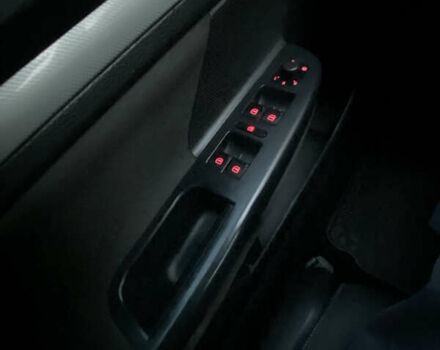 Коричневый Фольксваген Гольф, объемом двигателя 1.6 л и пробегом 313 тыс. км за 7600 $, фото 27 на Automoto.ua