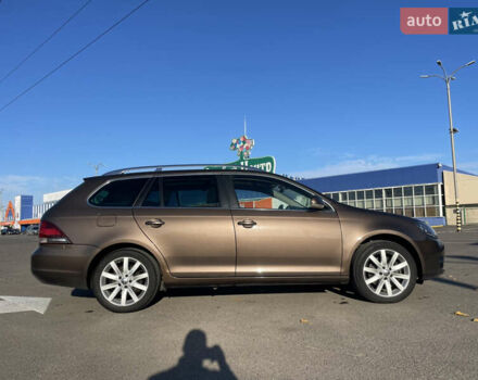 Коричневый Фольксваген Гольф, объемом двигателя 1.6 л и пробегом 241 тыс. км за 9390 $, фото 12 на Automoto.ua