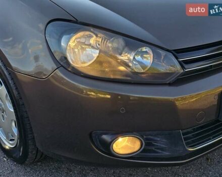 Фольксваген Гольф 2012 у Хмельницькому на Automoto.ua Коричневий Фольксваген Гольф, об'ємом двигуна 1.39 л та пробігом 241 тис. км за 6799 $, фото 10 на Automoto.ua