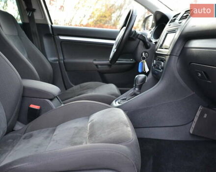 Коричневый Фольксваген Гольф, объемом двигателя 1.2 л и пробегом 181 тыс. км за 7999 $, фото 20 на Automoto.ua