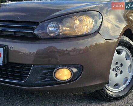 Фольксваген Гольф 2012 у Хмельницькому на Automoto.ua Коричневий Фольксваген Гольф, об'ємом двигуна 1.39 л та пробігом 241 тис. км за 6799 $, фото 8 на Automoto.ua