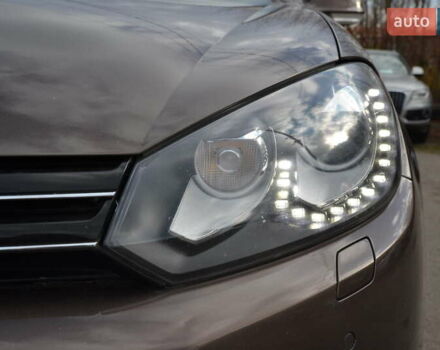 Коричневый Фольксваген Гольф, объемом двигателя 1.2 л и пробегом 181 тыс. км за 7999 $, фото 24 на Automoto.ua