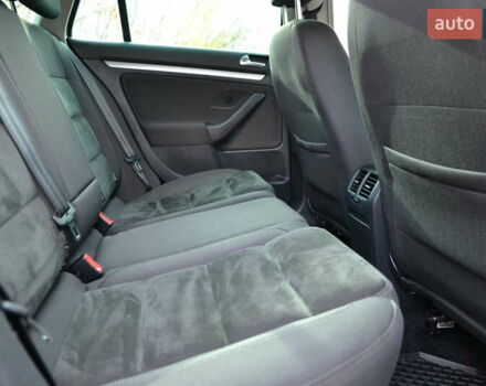 Коричневый Фольксваген Гольф, объемом двигателя 1.2 л и пробегом 181 тыс. км за 7999 $, фото 18 на Automoto.ua