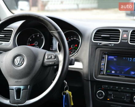 Коричневый Фольксваген Гольф, объемом двигателя 1.2 л и пробегом 181 тыс. км за 7999 $, фото 19 на Automoto.ua