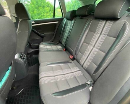 Коричневый Фольксваген Гольф, объемом двигателя 1.6 л и пробегом 350 тыс. км за 8300 $, фото 13 на Automoto.ua