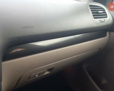 Коричневый Фольксваген Гольф, объемом двигателя 1.6 л и пробегом 258 тыс. км за 8100 $, фото 12 на Automoto.ua