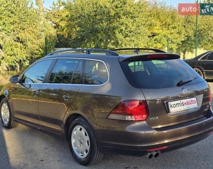 Фольксваген Гольф 2012 у Хмельницькому на Automoto.ua Коричневий Фольксваген Гольф, об'ємом двигуна 1.39 л та пробігом 241 тис. км за 6799 $, фото 52 на Automoto.ua
