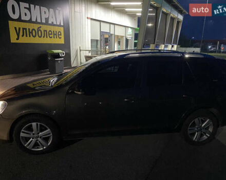 Коричневый Фольксваген Гольф, объемом двигателя 1.6 л и пробегом 313 тыс. км за 7600 $, фото 6 на Automoto.ua