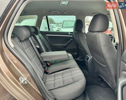 Коричневий Фольксваген Гольф, об'ємом двигуна 1.6 л та пробігом 229 тис. км за 9750 $, фото 14 на Automoto.ua