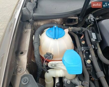 Коричневий Фольксваген Гольф, об'ємом двигуна 2 л та пробігом 233 тис. км за 11750 $, фото 24 на Automoto.ua