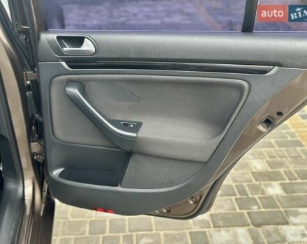 Коричневый Фольксваген Гольф, объемом двигателя 1.97 л и пробегом 237 тыс. км за 9850 $, фото 34 на Automoto.ua