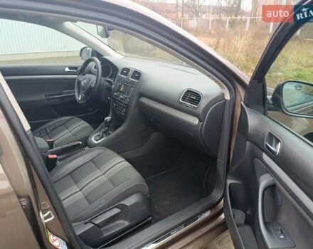 Коричневий Фольксваген Гольф, об'ємом двигуна 2 л та пробігом 233 тис. км за 11750 $, фото 12 на Automoto.ua