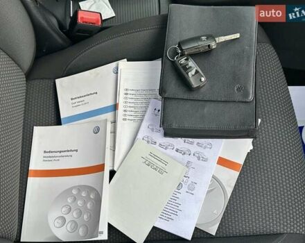 Коричневый Фольксваген Гольф, объемом двигателя 1.97 л и пробегом 237 тыс. км за 9850 $, фото 58 на Automoto.ua