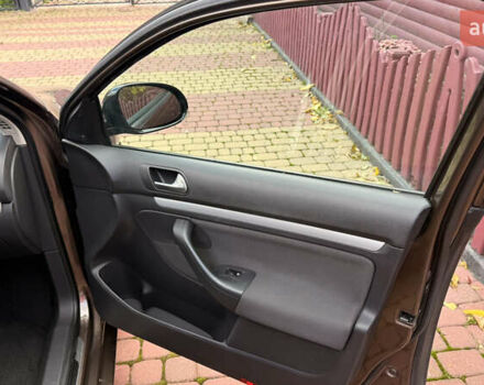 Коричневий Фольксваген Гольф, об'ємом двигуна 1.6 л та пробігом 189 тис. км за 11300 $, фото 30 на Automoto.ua