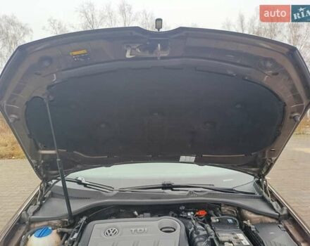 Коричневий Фольксваген Гольф, об'ємом двигуна 2 л та пробігом 233 тис. км за 11750 $, фото 22 на Automoto.ua
