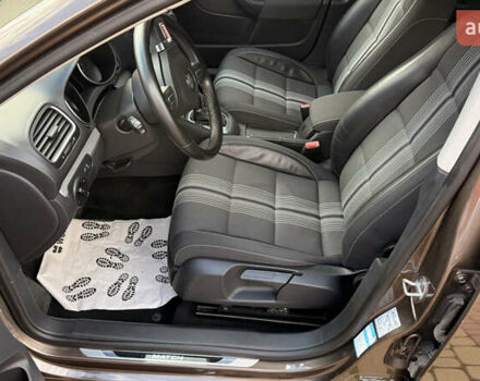 Коричневий Фольксваген Гольф, об'ємом двигуна 1.6 л та пробігом 189 тис. км за 11300 $, фото 19 на Automoto.ua