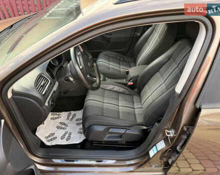 Коричневий Фольксваген Гольф, об'ємом двигуна 1.6 л та пробігом 189 тис. км за 11300 $, фото 17 на Automoto.ua