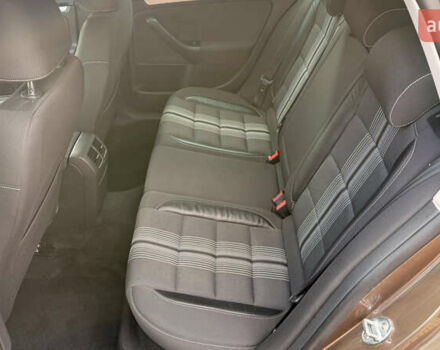 Коричневий Фольксваген Гольф, об'ємом двигуна 1.6 л та пробігом 189 тис. км за 11300 $, фото 27 на Automoto.ua