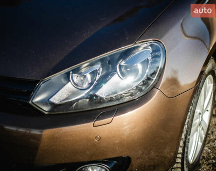 Коричневый Фольксваген Гольф, объемом двигателя 2 л и пробегом 233 тыс. км за 11700 $, фото 28 на Automoto.ua