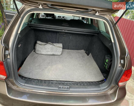 Коричневый Фольксваген Гольф, объемом двигателя 1.6 л и пробегом 200 тыс. км за 8555 $, фото 34 на Automoto.ua