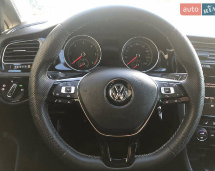 Коричневый Фольксваген Гольф, объемом двигателя 2 л и пробегом 240 тыс. км за 15950 $, фото 48 на Automoto.ua
