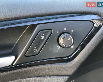 Коричневый Фольксваген Гольф, объемом двигателя 2 л и пробегом 240 тыс. км за 15950 $, фото 54 на Automoto.ua