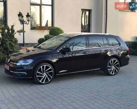 Коричневый Фольксваген Гольф, объемом двигателя 2 л и пробегом 240 тыс. км за 15950 $, фото 1 на Automoto.ua