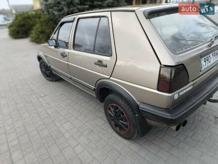 Фольксваген Гольф 1987 у Шполе на Automoto.ua Коричневий Фольксваген Гольф, об'ємом двигуна 1.8 л та пробігом 250 тис. км за 1500 $, фото 1 на Automoto.ua