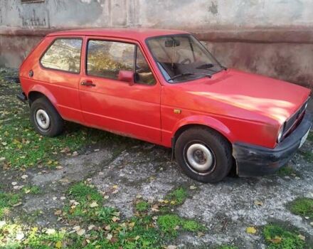 Красный Фольксваген Гольф, объемом двигателя 1.47 л и пробегом 200 тыс. км за 500 $, фото 3 на Automoto.ua