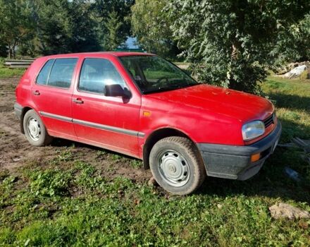 Красный Фольксваген Гольф, объемом двигателя 1 л и пробегом 123 тыс. км за 1000 $, фото 6 на Automoto.ua