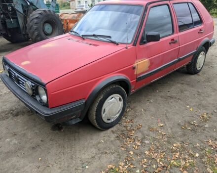 Красный Фольксваген Гольф, объемом двигателя 1.3 л и пробегом 320 тыс. км за 700 $, фото 1 на Automoto.ua