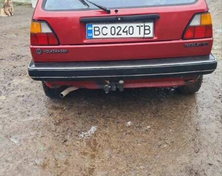 Красный Фольксваген Гольф, объемом двигателя 1.6 л и пробегом 300 тыс. км за 1400 $, фото 9 на Automoto.ua