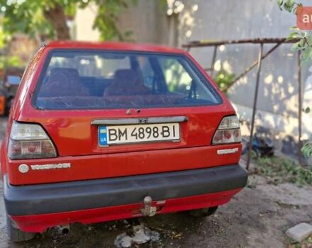 Красный Фольксваген Гольф, объемом двигателя 1.27 л и пробегом 436 тыс. км за 1100 $, фото 3 на Automoto.ua