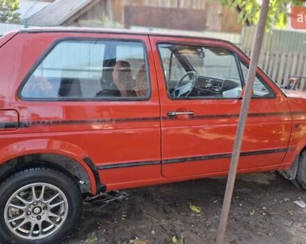 Красный Фольксваген Гольф, объемом двигателя 1.27 л и пробегом 436 тыс. км за 1100 $, фото 1 на Automoto.ua